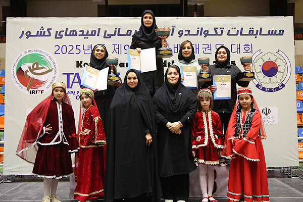 درخشش دختران تکواندوکار پایتخت و کسب عنوان قهرمانی در تبریز