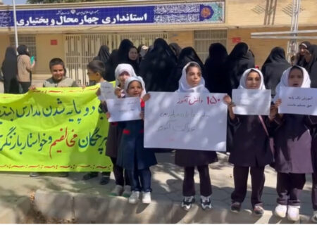 ندای دانش‌آموزان هرچگان به گوش مسئولان: خواهان معلم هستیم