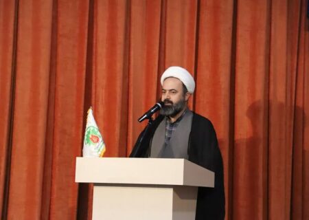 رستمی: دشمن با ترفند جنگ شناختی به دنبال آسیب زدن به انقلاب اسلامی است