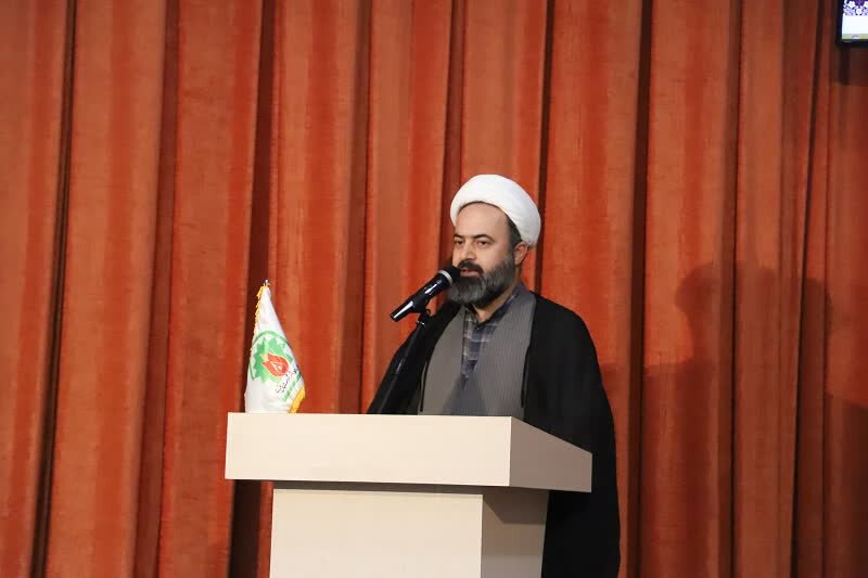 رستمی: دشمن با ترفند جنگ شناختی به دنبال آسیب زدن به انقلاب اسلامی است