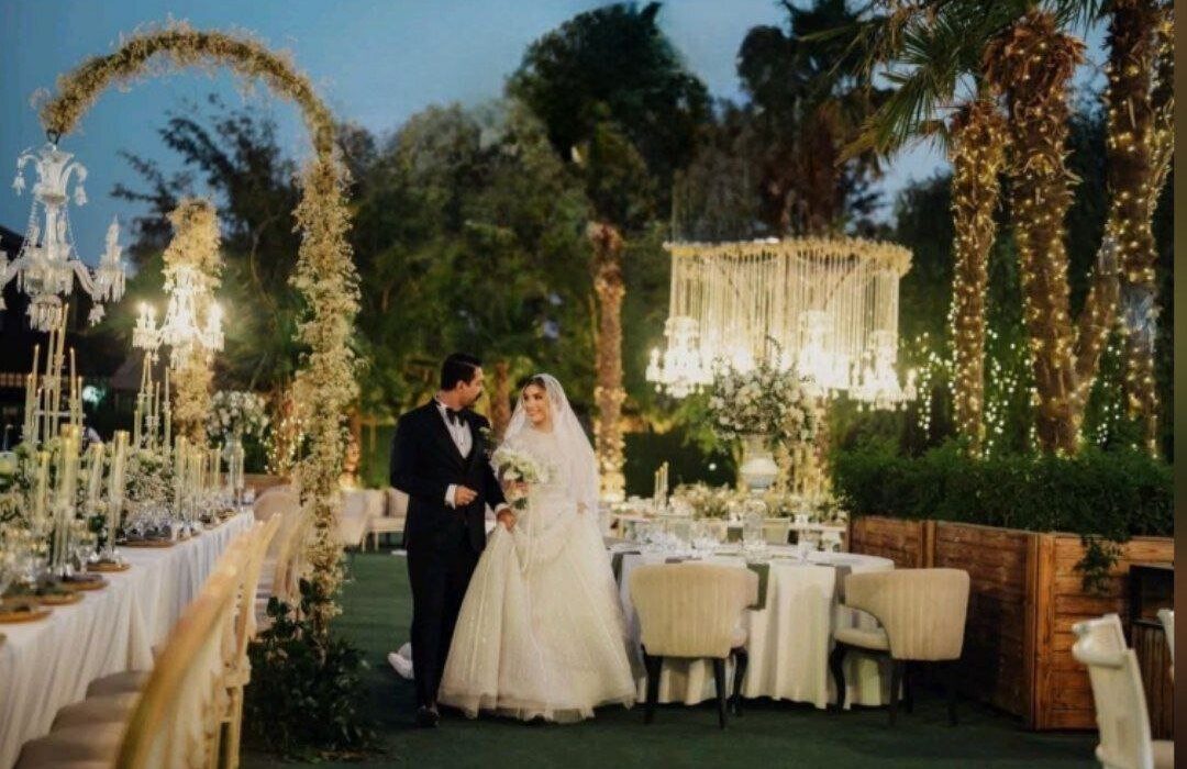 پایان ازدواج آسان: مراسم لاکچری زوج بازیگر جنجالی شد