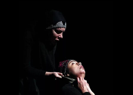 هشدار جدی پیرزن سالخورده بختیاری به مردم: شکار، نابودی به بار می‌آورد!