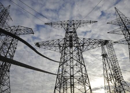 تقویت زیرساخت‌های برق‌رسانی نهضت ملی مسکن پارسیان به گفته قائدی