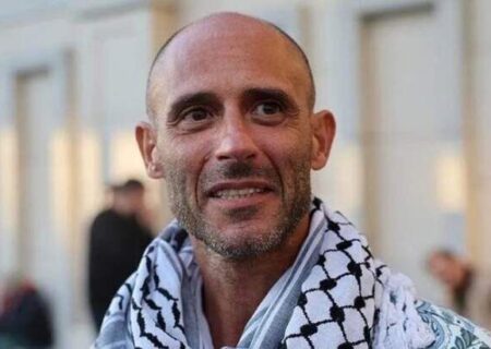 خبر فوری: فعال ایتالیایی به دین اسلام مشرف شد