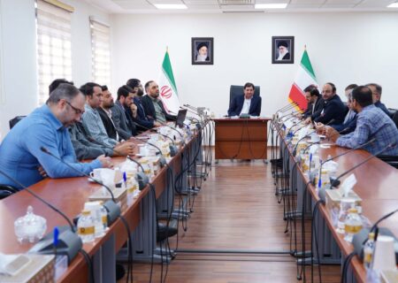 مخبر خواستار معرفی هنرمندانه دستاوردهای بزرگ ایران پس از انقلاب شد