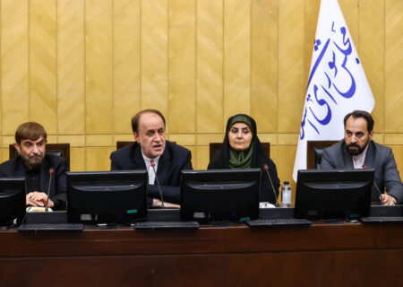 حاجی‌بابایی خبر داد: تخصیص منابع پروژه‌های پیشران خوزستان در بودجه ۱۴۰۵