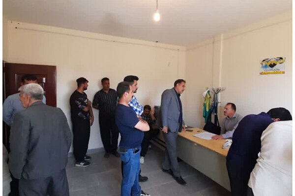 بازدید مدیر جهاد کشاورزی سرپل ذهاب از نحوه فعالیتهای مرکز حومه