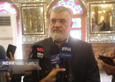 معتمدیان: تولید باید با مدیریت و سرعت در مسیر قانون پیش رود