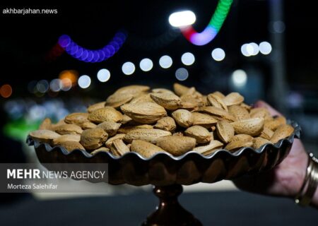 برگزاری باشکوه جشنواره بادام در شهرستان سامان، استان چهارمحال و بختیاری