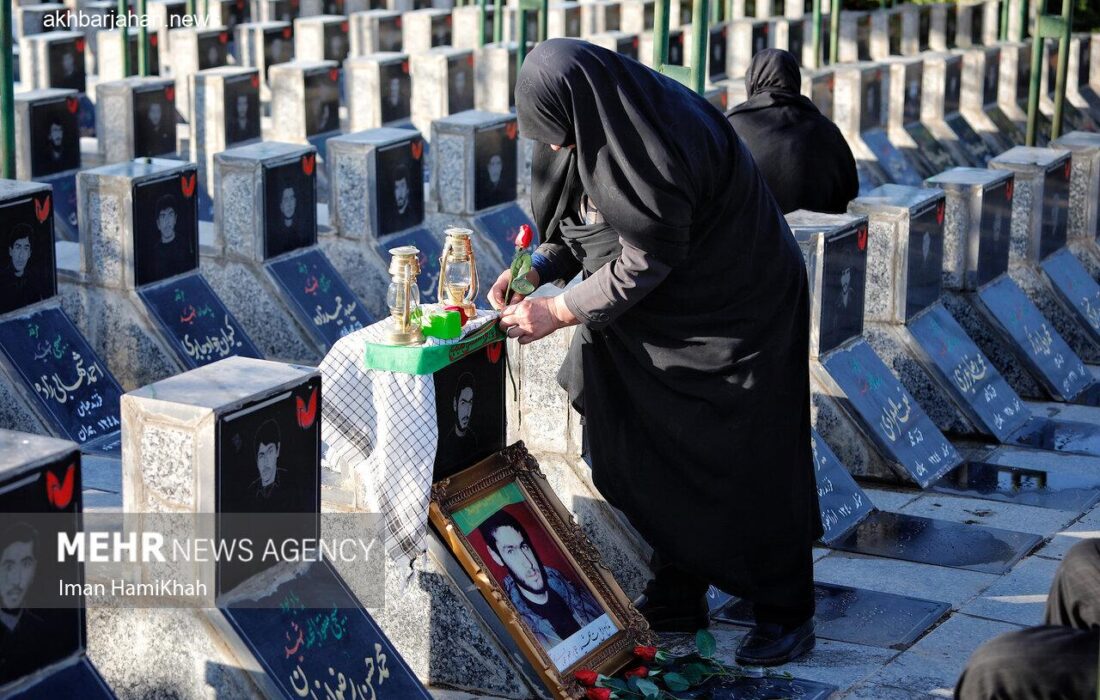 یادبود شهید همدانی در گلزار شهدای همدان برگزار شد