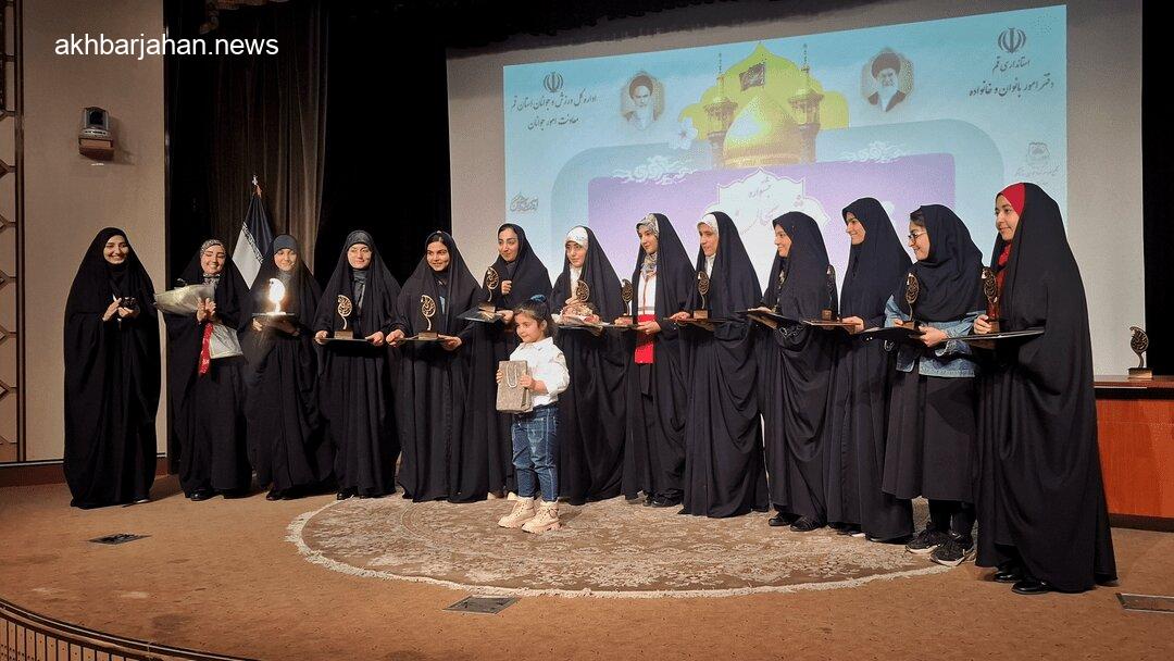 درخشش عکاس خبرگزاری مهر؛ دختری برتر از استان قم