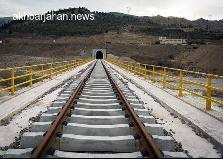 اکبری خبر داد: پیشرفت ۸۴ درصدی کریدور ریلی چابهار – زاهدان