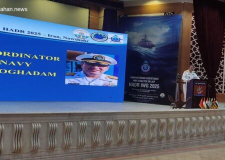 دریادار مقدم: دیپلماسی دریایی، راهگشای امنیت پایدار در منطقه