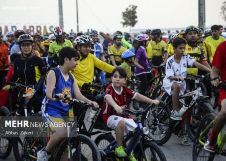 برگزاری همایش بزرگ دوچرخه سواری در بندرعباس