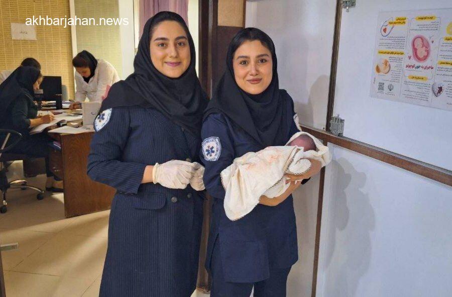 تولد نوزاد دختری در آمبولانس ویژه بانوان اورژانس کردستان رقم خورد
