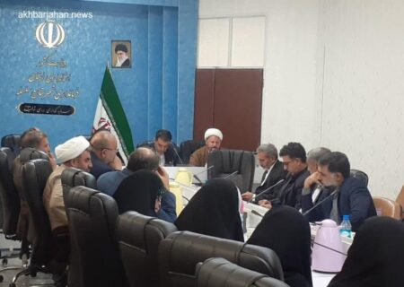 دیدار فعالان قرآنی سلسله با فرماندار؛ لزوم گسترش برنامه‌های فرهنگی