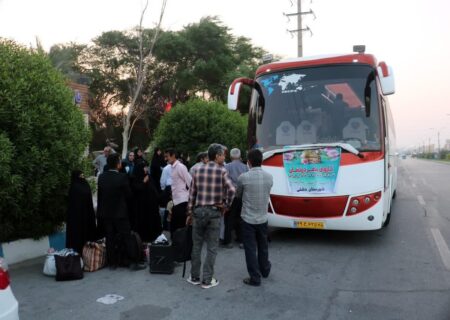 اعزام کاروان زیارتی «مهر درخشان» دشتی به مشهد الرضا (ع)