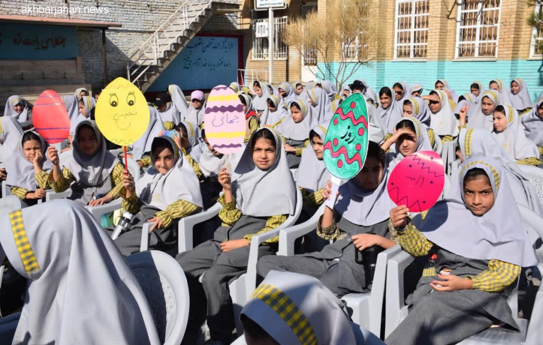 توزیع ۲۰ هزار تخممرغ و نان صلواتی بین دانشآموزان گلپایگانی