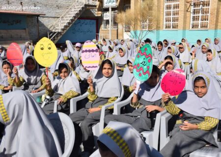 توزیع ۲۰ هزار تخم‌مرغ و نان صلواتی بین دانش‌آموزان گلپایگانی