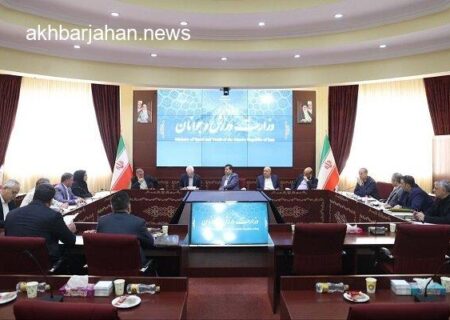 بررسی سوابق مربیان خارجی برای ۳ رشته ورزشی در جلسه با وزیر ورزش