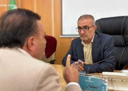 بررسی مسائل و دغدغه‌های 60 نفر از اهالی کهگیلویه و بویراحمد در ملاقات با استاندار