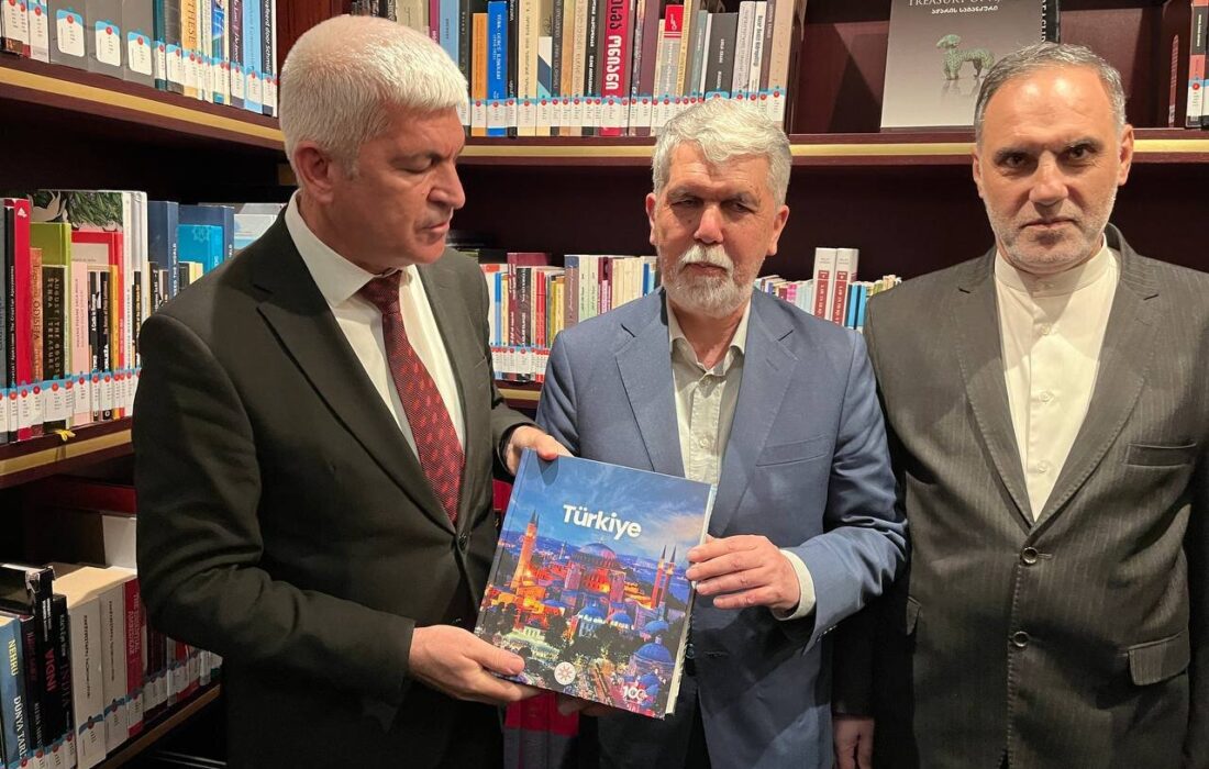 آغاز سال فرهنگی ایران و ترکیه با بزرگداشت حافظ