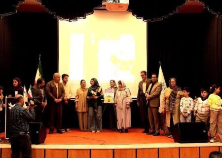 کتاب کودک «سورنا و مصرف داروها» در سنندج رونمایی شد