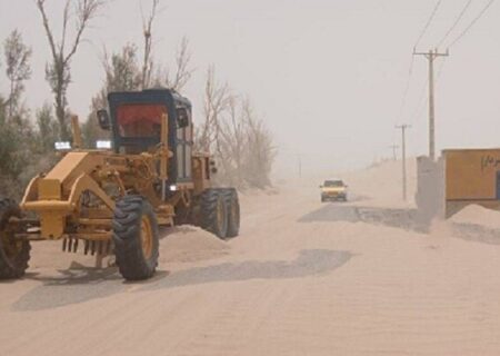 پاکسازی محورهای سیستان: ۵۰۰ هزار متر مکعب ماسه توسط ریسباف جمع‌آوری شد