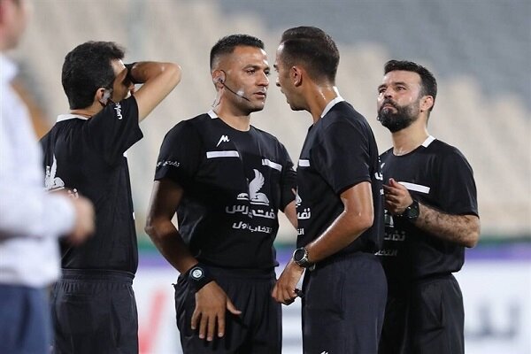 چهرههای سرشناس داوری، سکان قضاوت در بازیهای استقلال و پرسپولیس را بر عهده گرفتند