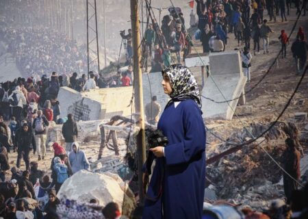 برگزاری نمایشگاه آثار محمود ابوحمداء، عکاس برجسته فلسطینی، در بغداد