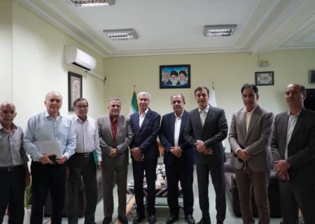 فرماندار بوشهر: استفاده از تجارب پیشکسوتان، راهگشای توسعه خواهد بود