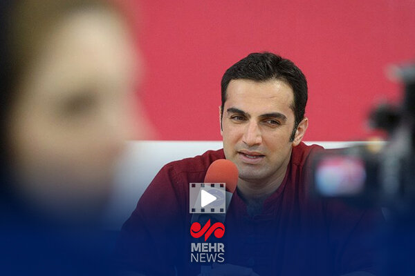 کوروش سلیمانی: هنرمندان با دل و جان در خدمت مردم هستند