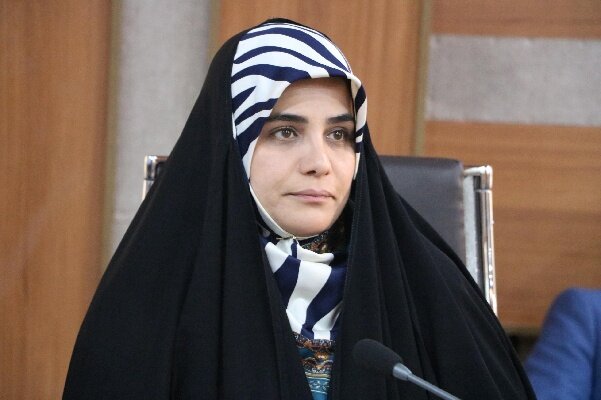 ضرورت تعیین وضعیت ۴ هزار دانشجوی واحد بینالملل پیام نور به گفته جراره