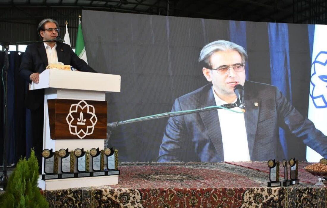 محمدزاده: راهکار نجات دریاچه ارومیه و تضمین آینده کشاورزی، اصلاح الگوی کشت است