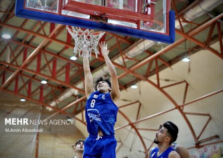 تقابل داغ شهرداری گرگان و نفت آبادان در لیگ برتر بسکتبال