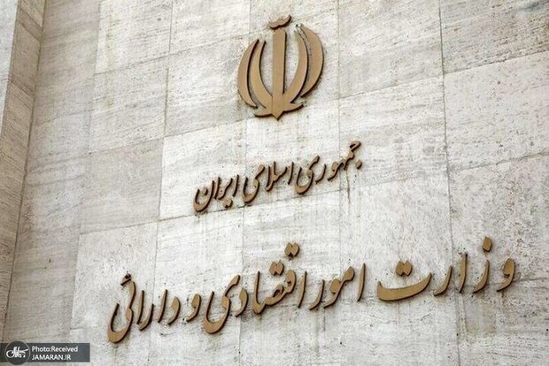 چه کسی افسار بازار ارز را در دست دارد؟ / نقش کمرنگ وزیر اقتصاد