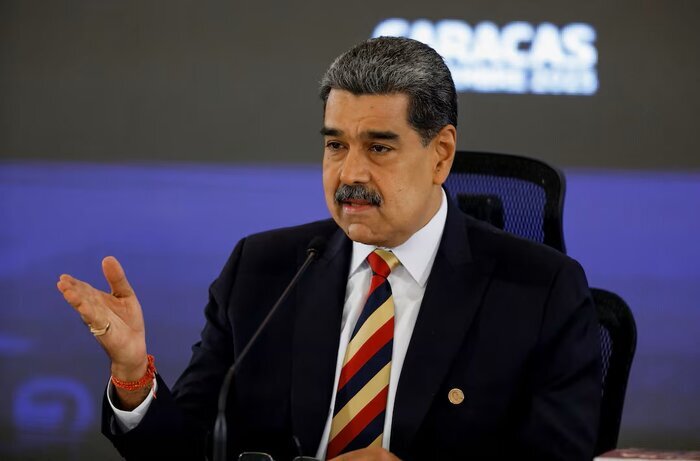 مادورو: آمریکا در پی تحمیل دولت وابسته در ونزوئلا است