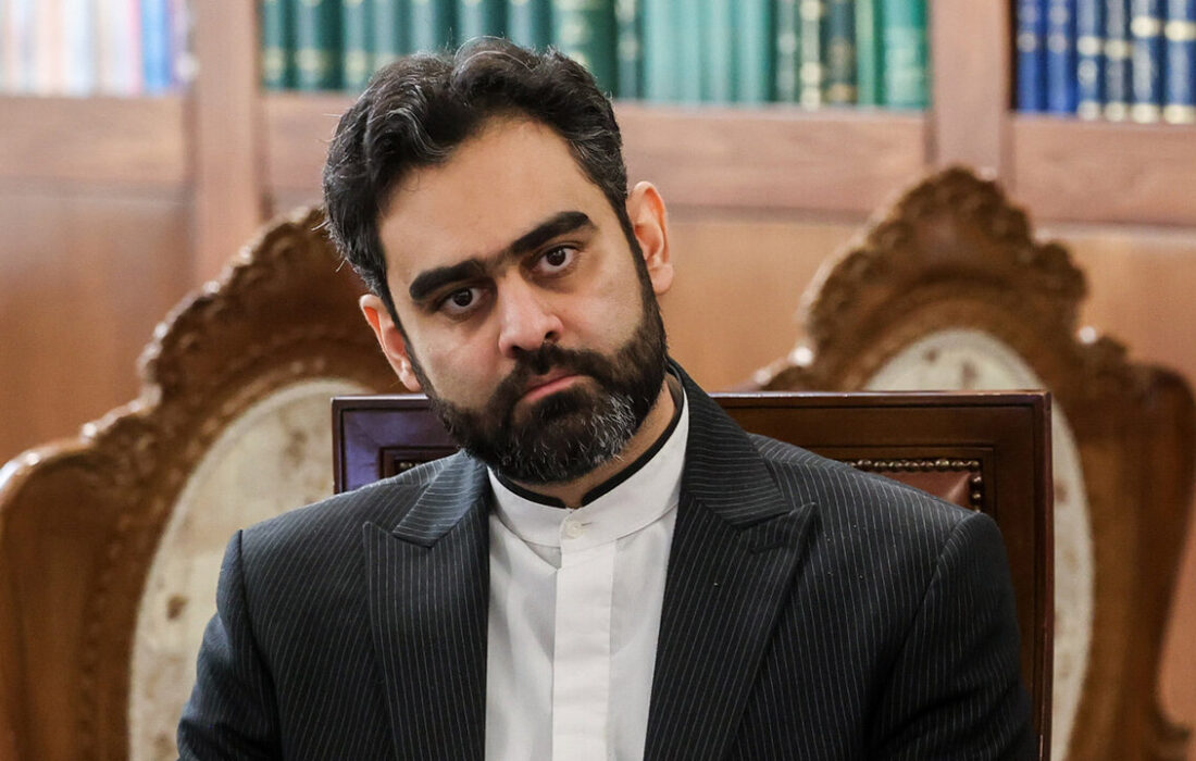 انتقاد ثابتی از پذیرش مشروط CFT در مجمع تشخیص مصلحت: این توافق کشور را به سرنوشت برجام دچار میکند/ شفافسازی آرای اعضای مجمع خواست عمومی!