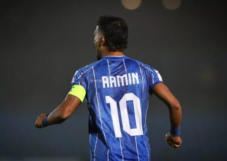 تصاویر شوک‌آور از اعتراض رامین رضاییان به تصمیم داور