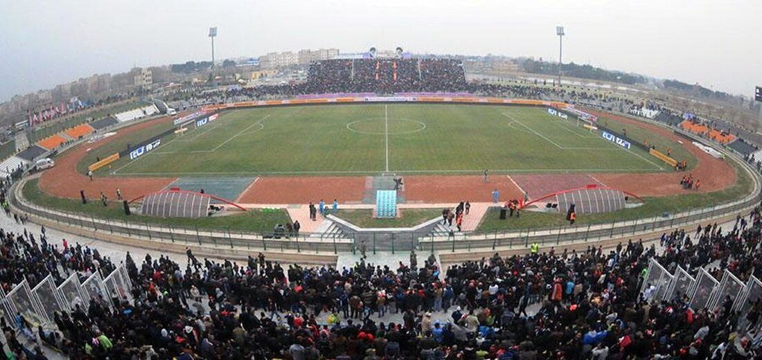 ورودی ورزشگاه شهر قدس در وضعیت عجیب؛ تماشا کنید