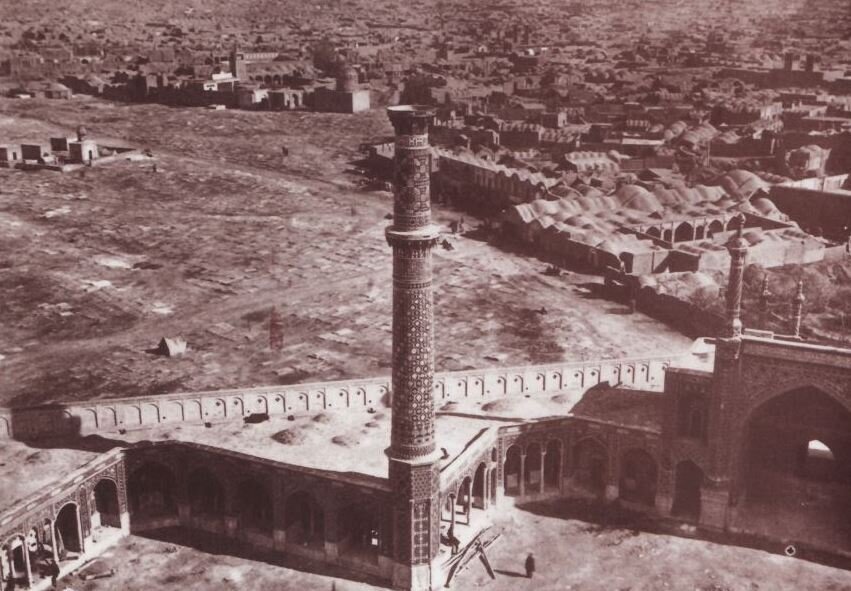 سند تاریخی کریمخان زند درباره حق بستنشینی در حرم حضرت معصومه (س)