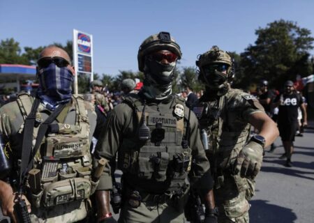 دستور ترامپ برای اعزام 300 نیروی گارد ملی به شیکاگو