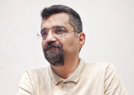 همراهی رئیس‌جمهور با شاعری در عرصه سیاست