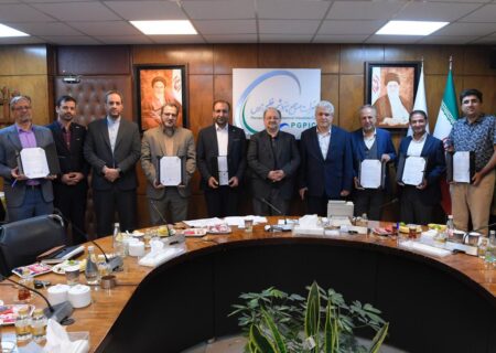 همکاری هلدینگ خلیج‌فارس با دانشگاه‌های تهران و شریف: سرمایه‌گذاری در هوش مصنوعی صنعت نفت