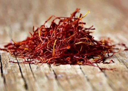 معامله ۱۷۶ کیلوگرم زعفران در بازار آتی بورس کالا