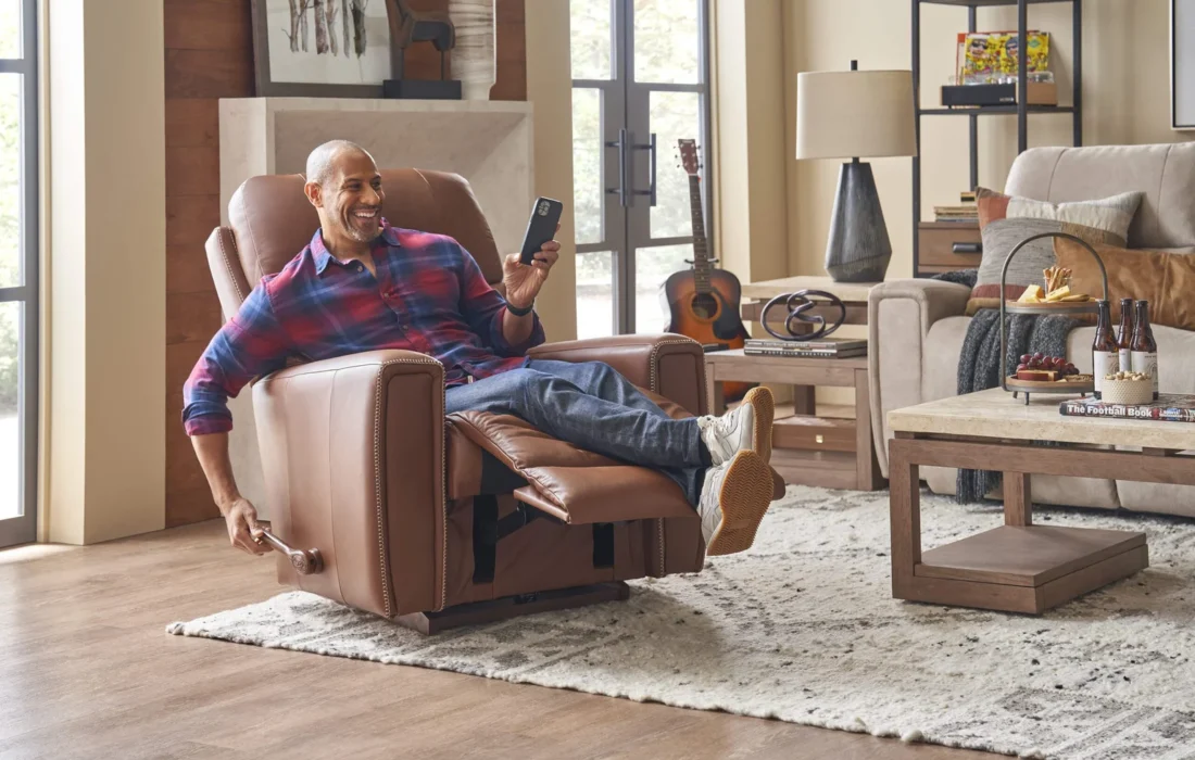 تصاویری از وضعیت باورنکردنی خانه فردی که به تنبلترین انسان دنیا مشهور شده است