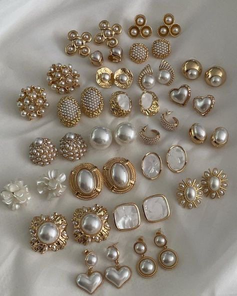 ✨ راهنمای جامع انتخاب و خرید گوشواره: از تاریخچه تا استایل امروز ✨