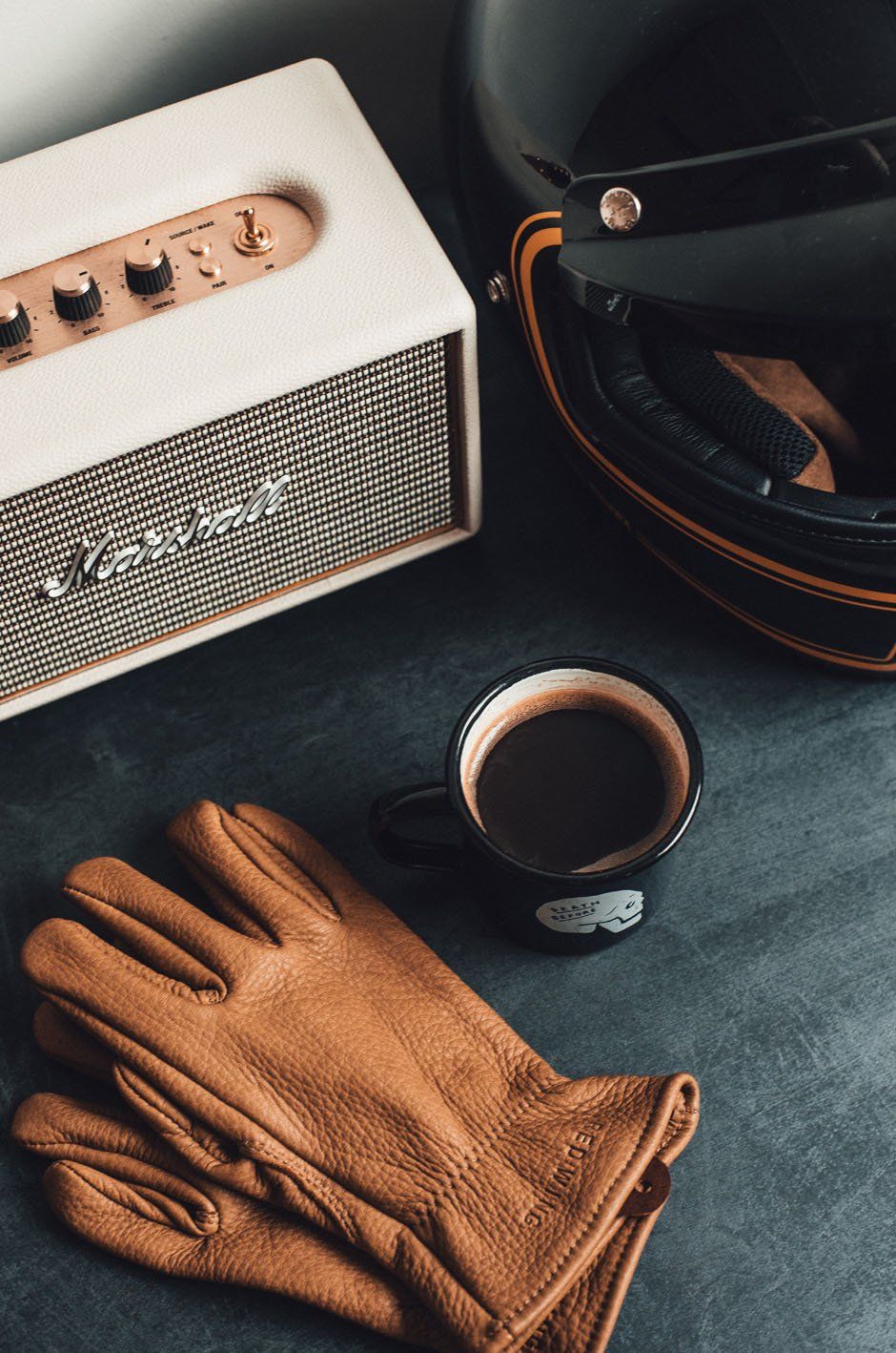 راهنمای جامع خرید و انتخاب دستکش: از گرمایش تا استایل و محافظت 🧤