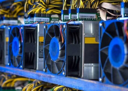 آزادی‌خواه: استخراج‌کنندگان رمزارز همچون زالو، برق مردم را مصرف می‌کنند