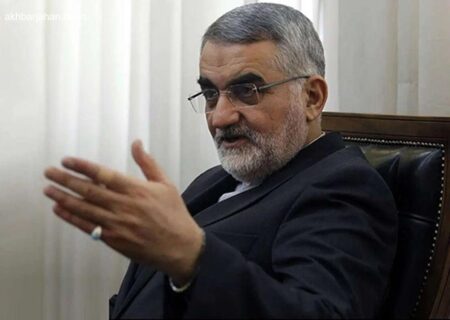 بروجردی: بیانیه ضد جزایر ایرانی ارزشی ندارد!